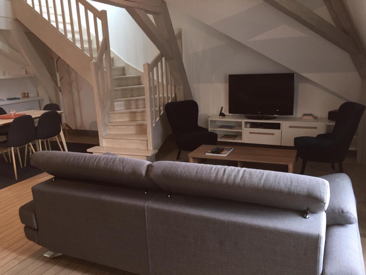 Le Palais Apartment Дижон Екстериор снимка